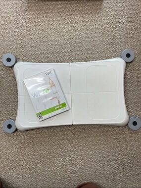 Wii Fit Balance Board w/Wii Fit Game Disc